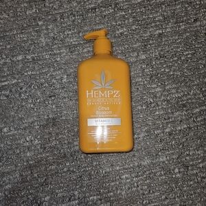 Hempz Citrus Blossom Moisturizer - Vibrant Orange